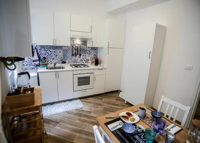Vivi Nel Cuore Del Centro Storico Di Apartman Genova